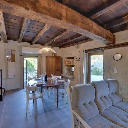 Charmante Maison Bourbonnaise Du Xviiie Avec Animaux Acceptes - Fr-1-489-393 * Taxat-Senat