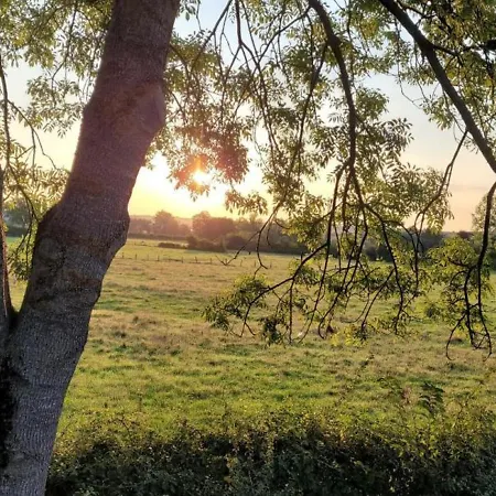 Charmante Maison Bourbonnaise Du Xviiie Avec Animaux Acceptes - Fr-1-489-393 * Taxat-Senat